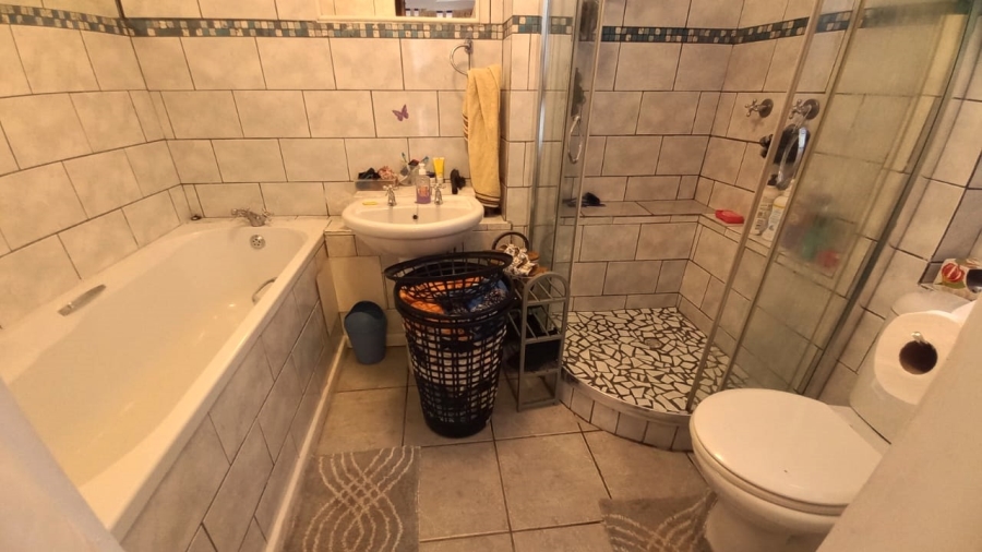 4 Bedroom Property for Sale in Vredenburg Western Cape